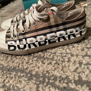 Burberry Shoes